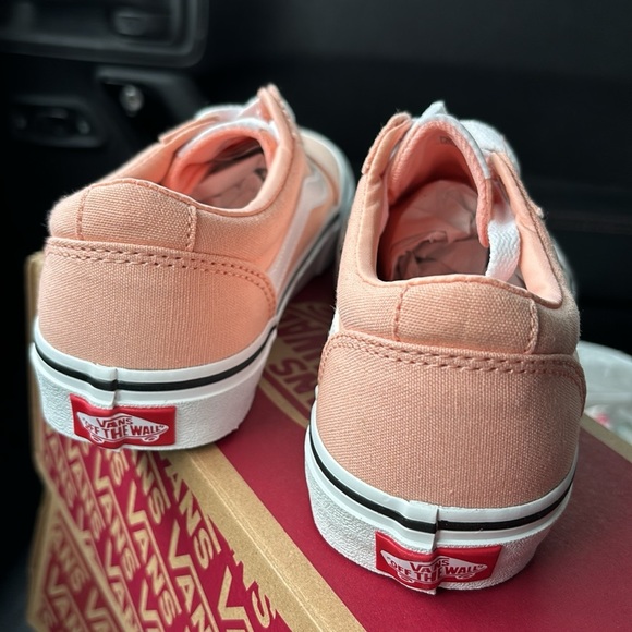 BRAND NEW Vans Peach summer low top shoe - Picture 4 of 4
